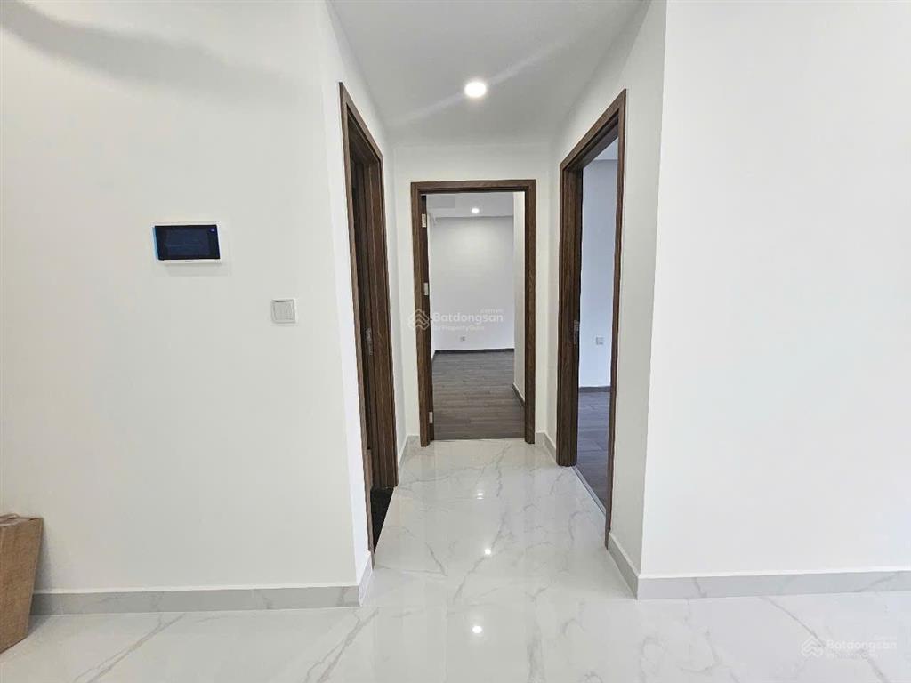 Bán căn trệt góc 2pn, 96m2, diamond centery, ntcb kèm 1 ô xe hơi, celadon city, yên tĩnh cho ông bà