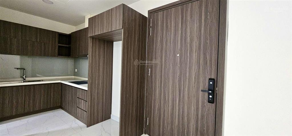 Bán căn trệt góc 2pn, 96m2, diamond centery, ntcb kèm 1 ô xe hơi, celadon city, yên tĩnh cho ông bà