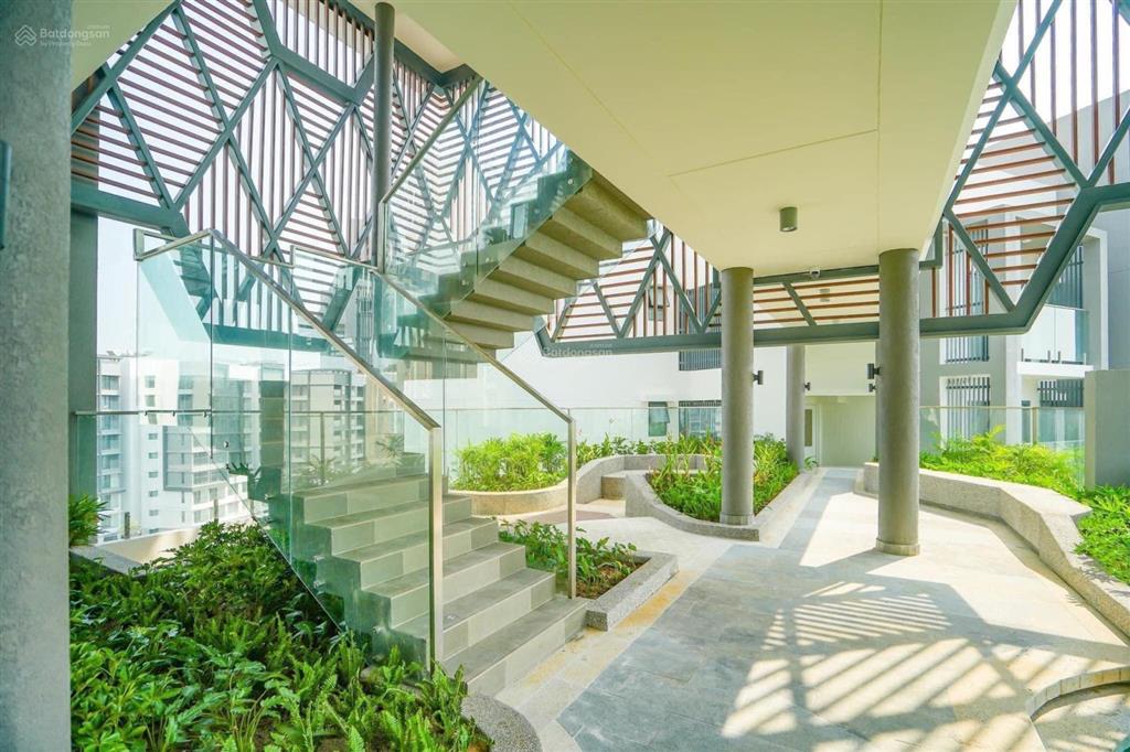 Bán căn 2pn, 96m2, giá 8.1 tỷ, full nội thất , diamond brilliant celadon city