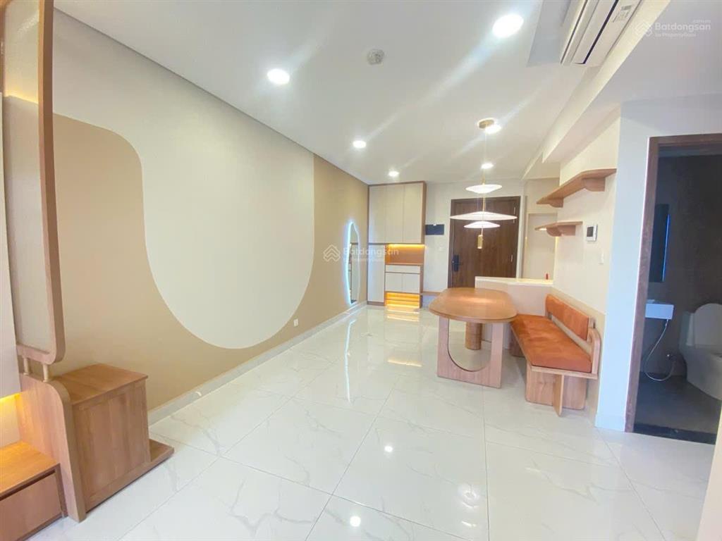 Bán 2pn 96m² diamond brilliant, giá 7,8 tỷ full nội thất, nội khu yên tĩnh, celadon city