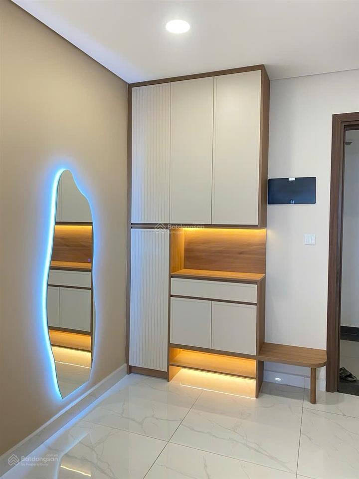 Bán 2pn 96m² diamond brilliant, giá 7,8 tỷ full nội thất, nội khu yên tĩnh, celadon city