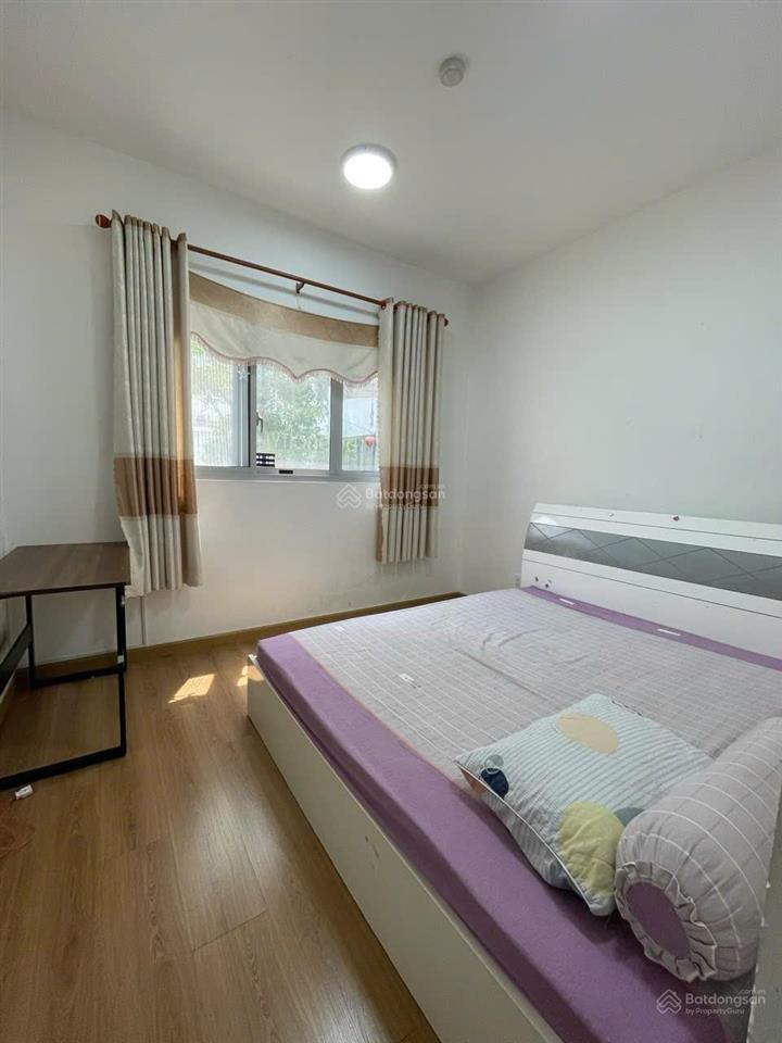 Bán trệt ruby 2pn, 70m2, ntcb, nội khu yên tĩnh, giá 5,4 tỷ, thuận tiện ra vô celadon city