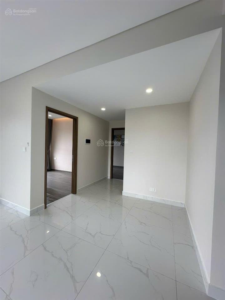 Bán giá tốt 85.5m2, 2pn, giá 7.2 tỷ, có ô xe hơi, có nội thất, diamond alnata plus celadon city
