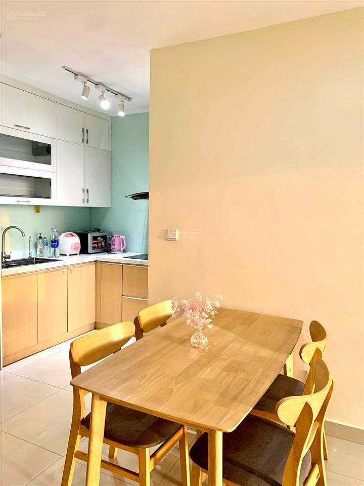 Bán nhanh 2pn, 1wc, 63m2 emerald celadon city, full nội thất, giá 5,2 tỷ