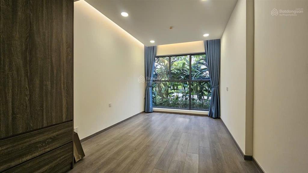 Bán căn trệt góc 2pn, 96m2, giá 8.950 tỷ ntcb + 1 ô xe hơi, diamond centery celadon city