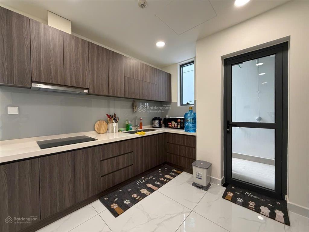 Bán 3pn 120m2, ntcb + 1 chỗ đậu ôtô, view rừng, giá 10,5 tỷ, diamond centery celadon city