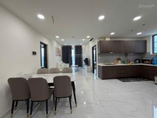 Bán 3pn 120m2, ntcb + 1 chỗ đậu ôtô, view rừng, giá 10,5 tỷ, diamond centery celadon city