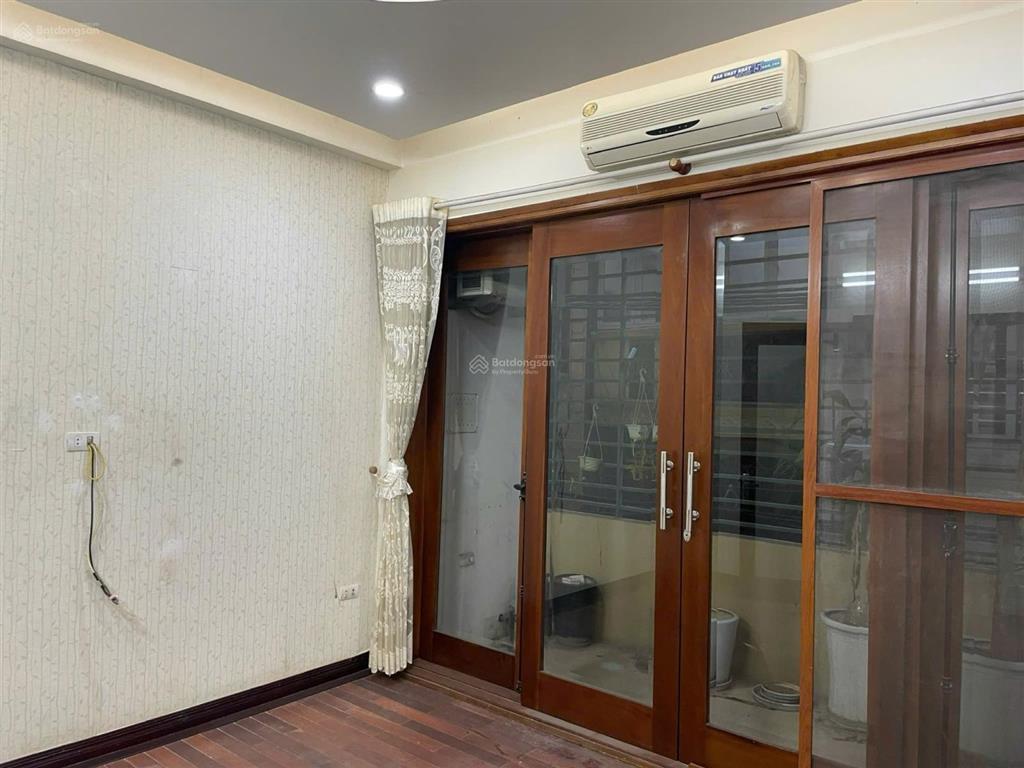 Chính chủ cần bán nhà mặt ngõ 117 thái hà