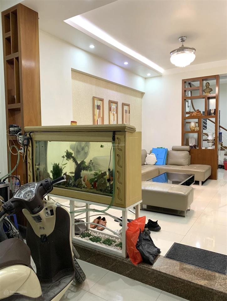 Chính chủ cần bán nhà mặt ngõ 117 thái hà