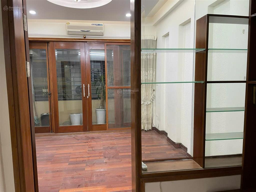 Chính chủ cần bán nhà mặt ngõ 117 thái hà