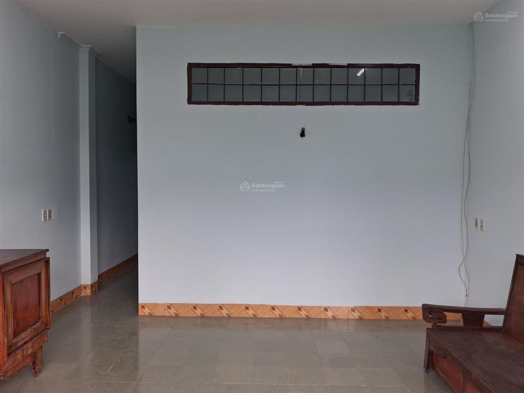 Cho thuê nhà mặt tiền  văn phòng, spa, studio & nhà ở. mới sơn sửa đẹp