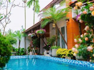 Bán bt 220m2 tại cây giá hạ, 13 tỷ vnd, 6pn, pháp lý đầy đủ, nội thất cơ bản