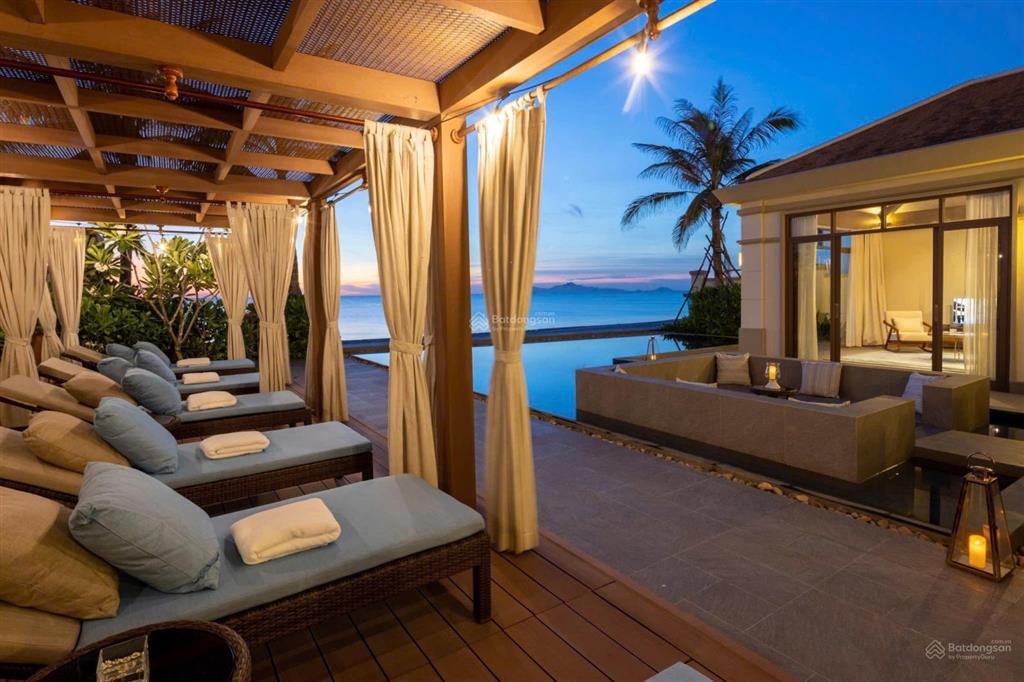 Bán biệt thự view trực diện biển đà nẵng sổ đỏ lâu dài.  0916 572 ***
