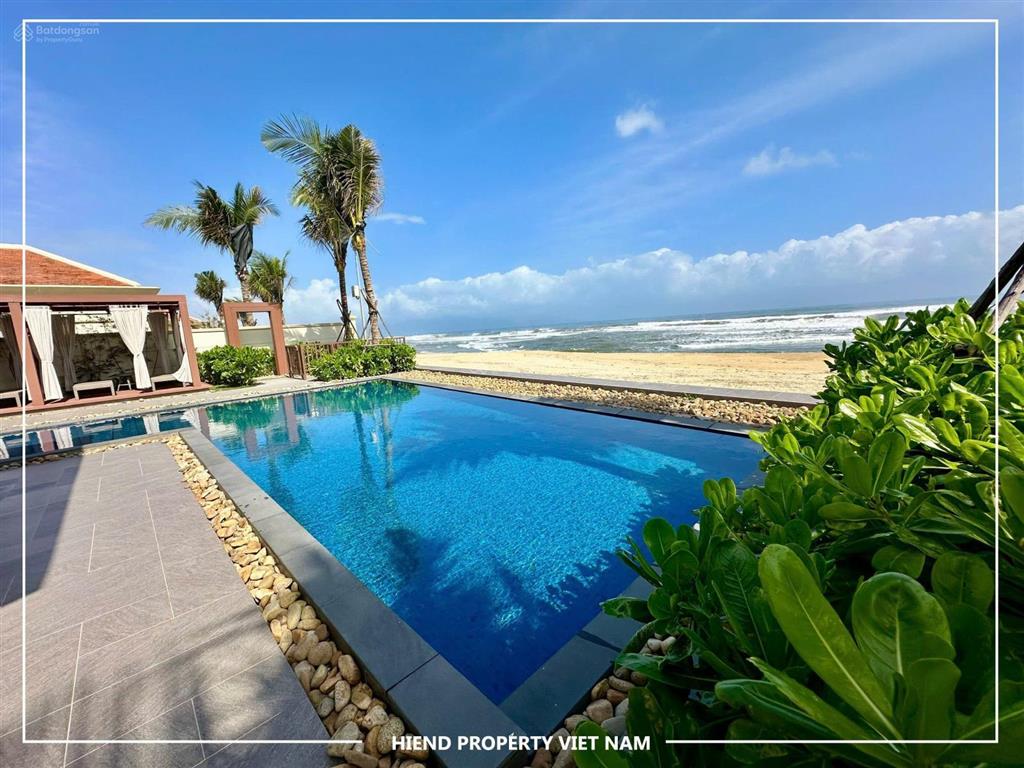 Bán biệt thự view trực diện biển đà nẵng sổ đỏ lâu dài.  0916 572 ***