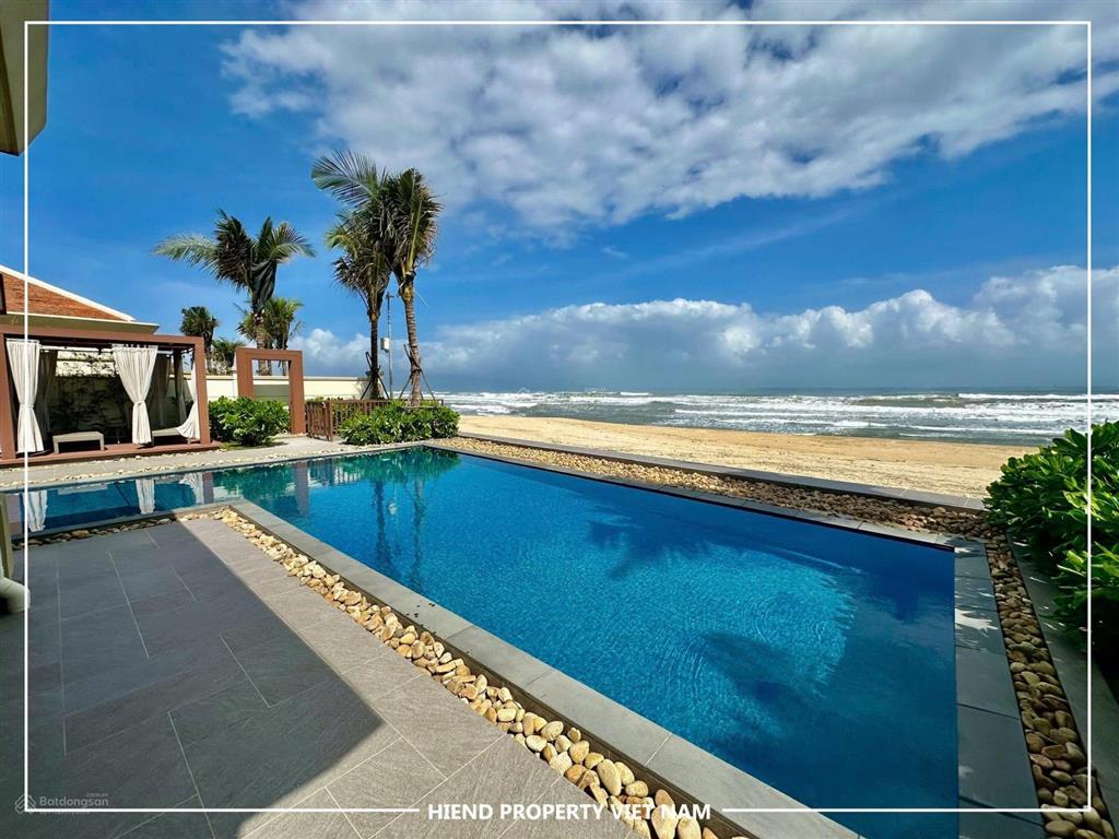 Bán biệt thự view trực diện biển đà nẵng sổ đỏ lâu dài.  0916 572 ***