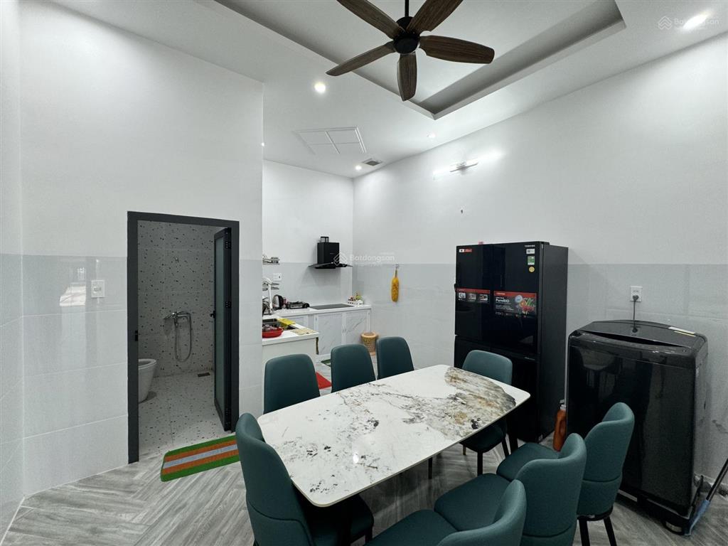 Chủ gửi bán homestay có hồ bơi đang hoạt động lượng khách tốt. mặt tiền đường trần văn mầu sát biển