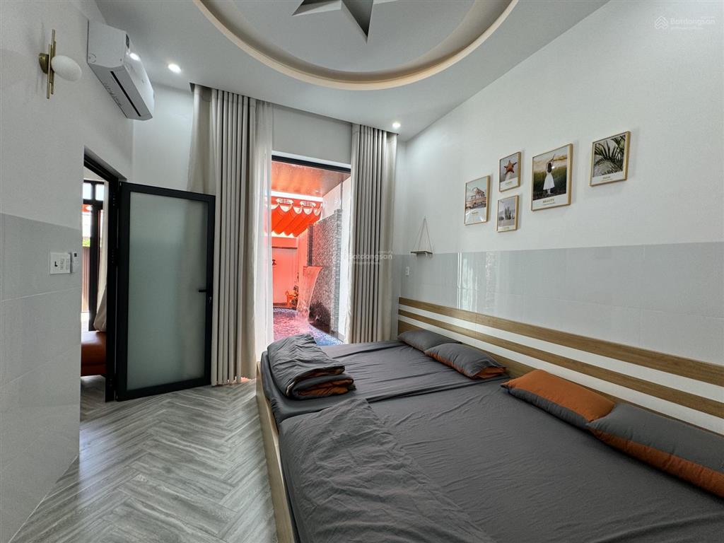 Chủ gửi bán homestay có hồ bơi đang hoạt động lượng khách tốt. mặt tiền đường trần văn mầu sát biển