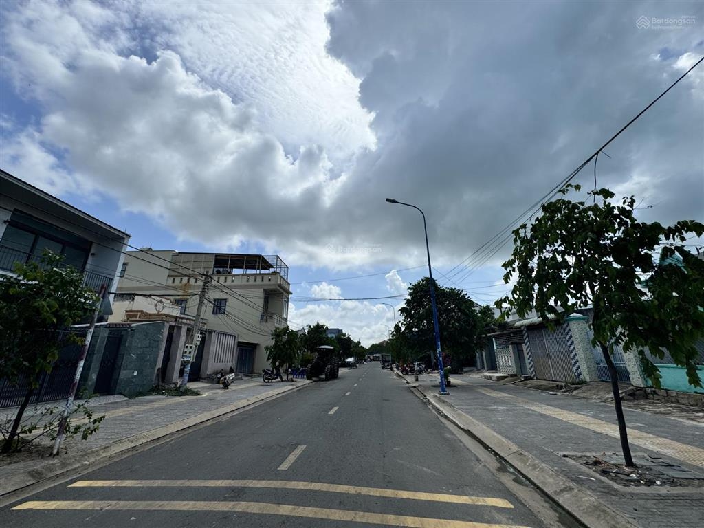 Chủ gửi bán homestay có hồ bơi đang hoạt động lượng khách tốt. mặt tiền đường trần văn mầu sát biển