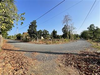 Chính chủ bán 8500 m2 đất, lô góc 2 mặt tiền đường nhựa, xã bàu lâm, tp.hcm