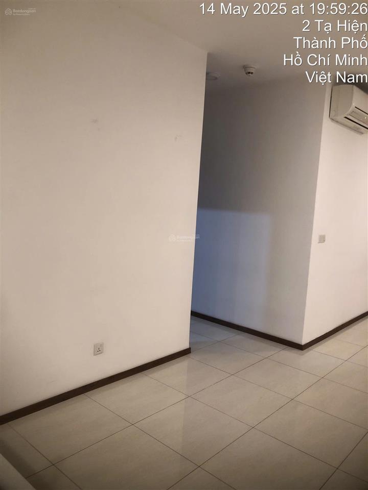 Bán căn hộ tầng thấp v0505 one verandah 2pn 2wc 8,2 tỷ 0902 529 ***
