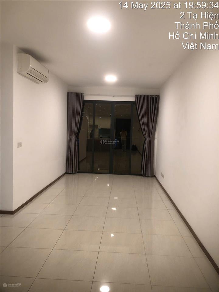 Bán căn hộ tầng thấp v0505 one verandah 2pn 2wc 8,2 tỷ 0902 529 ***