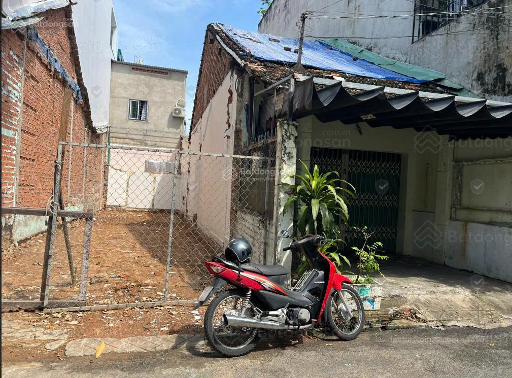 Bán nhanh lô đất hiếm, được xây 5 tầng, bao gpxd. tl giá tốt