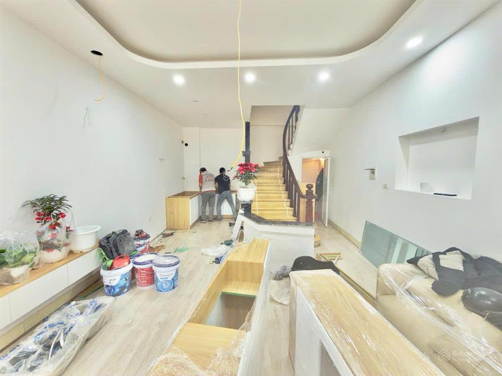 Bán nhà riêng 4 tầng ngõ nguyễn khoái, p.thanh trì, ngang 4.3m, nở hậu, giá 7.6 tỷ