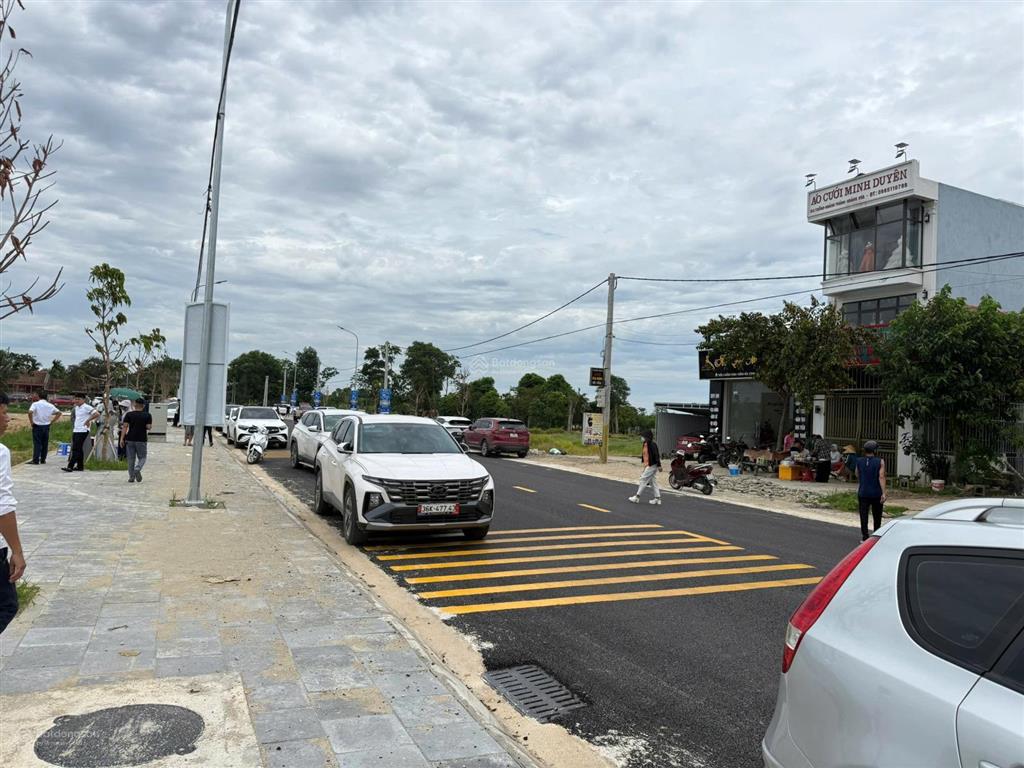 Đất kinh doanh mặt bằng hoằng lộc