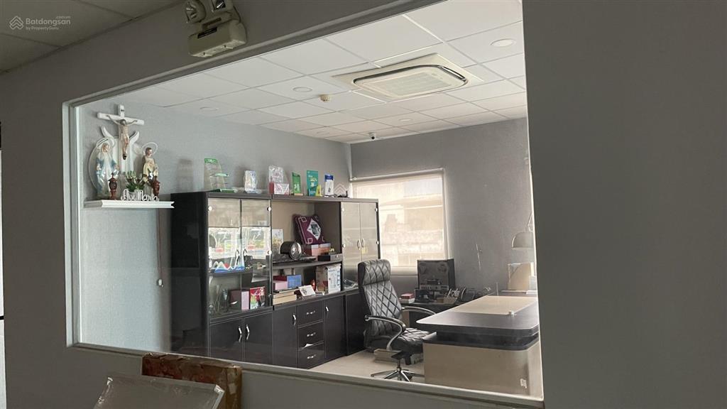 Nhà đường tô hiệu, quận tân phú, tp. hồ chí minh tổng 427.6 m² diện tích sàn 1.264,9 m 39,5 tỷ