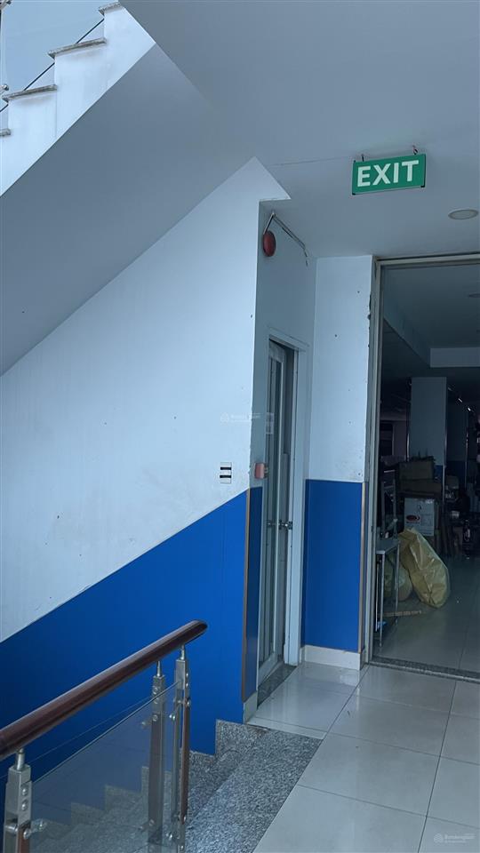 Nhà đường tô hiệu, quận tân phú, tp. hồ chí minh tổng 427.6 m² diện tích sàn 1.264,9 m 39,5 tỷ