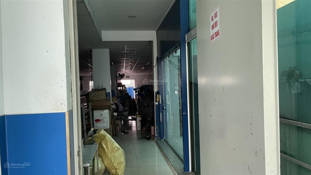 Nhà đường tô hiệu, quận tân phú, tp. hồ chí minh tổng 427.6 m² diện tích sàn 1.264,9 m 39,5 tỷ