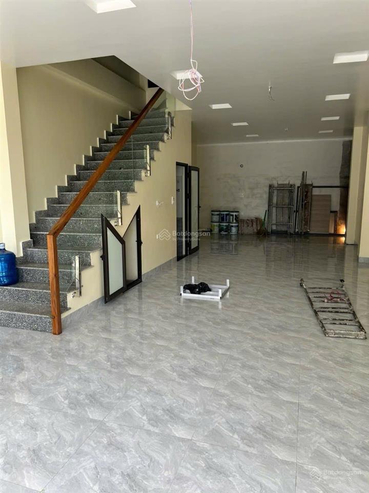 Cho thuê nhà shophouse giá tốt tại kđt vsip từ sơn. giá 12tr/tháng