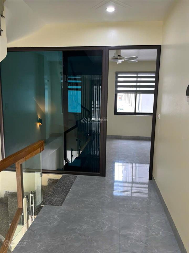 Cho thuê nhà shophouse giá tốt tại kđt vsip từ sơn. giá 12tr/tháng