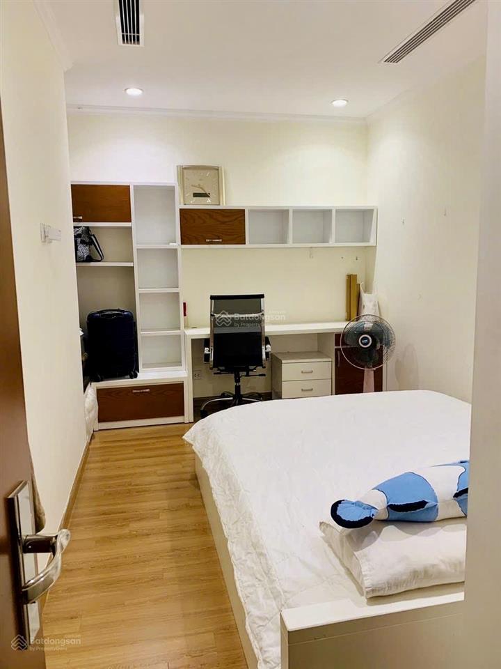 Cho thuê chcc vinhomes nguyễn chí thanh, 2pn, 86m, full nội thất. giá chỉ 22tr