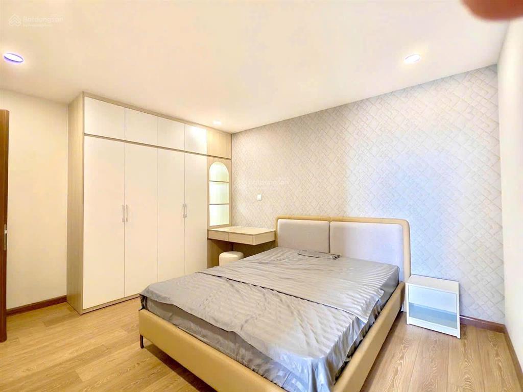 Quỹ căn cho thuê chcc 2pn, 3pn, 4pn tại discovery complex, full/cơ bản, giá tốt trong khu vực!!!