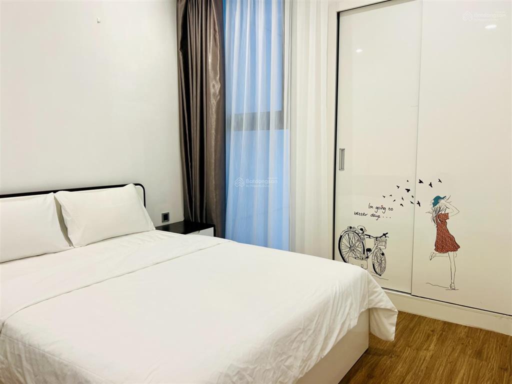 Cho thuê chcc, 2pn, 80m2, vinhomes metropolis, full nội thất mới, view thoáng, giá chỉ 24tr/th
