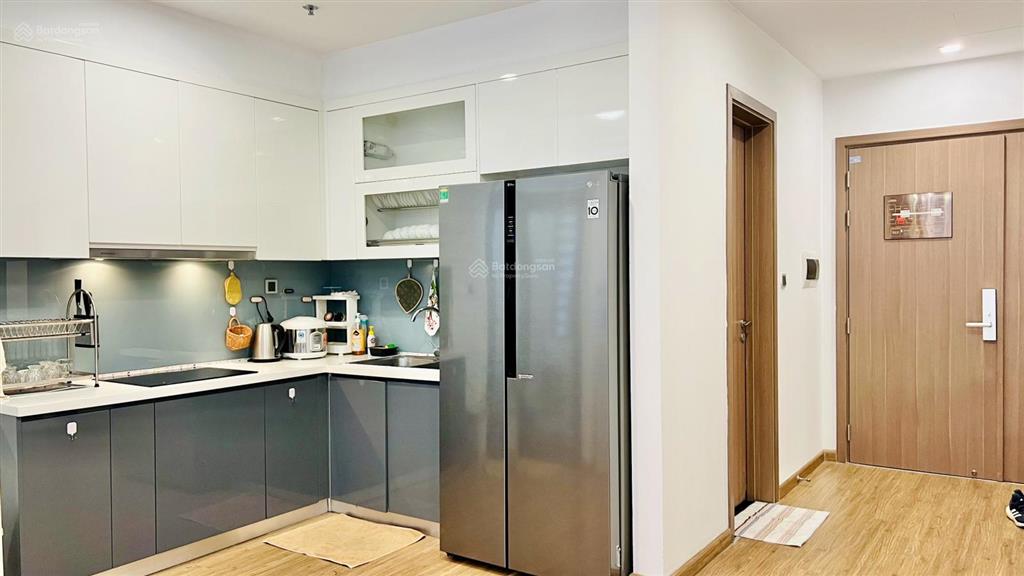 Cho thuê chcc, 2pn, 80m2, vinhomes metropolis, full nội thất mới, view thoáng, giá chỉ 24tr/th