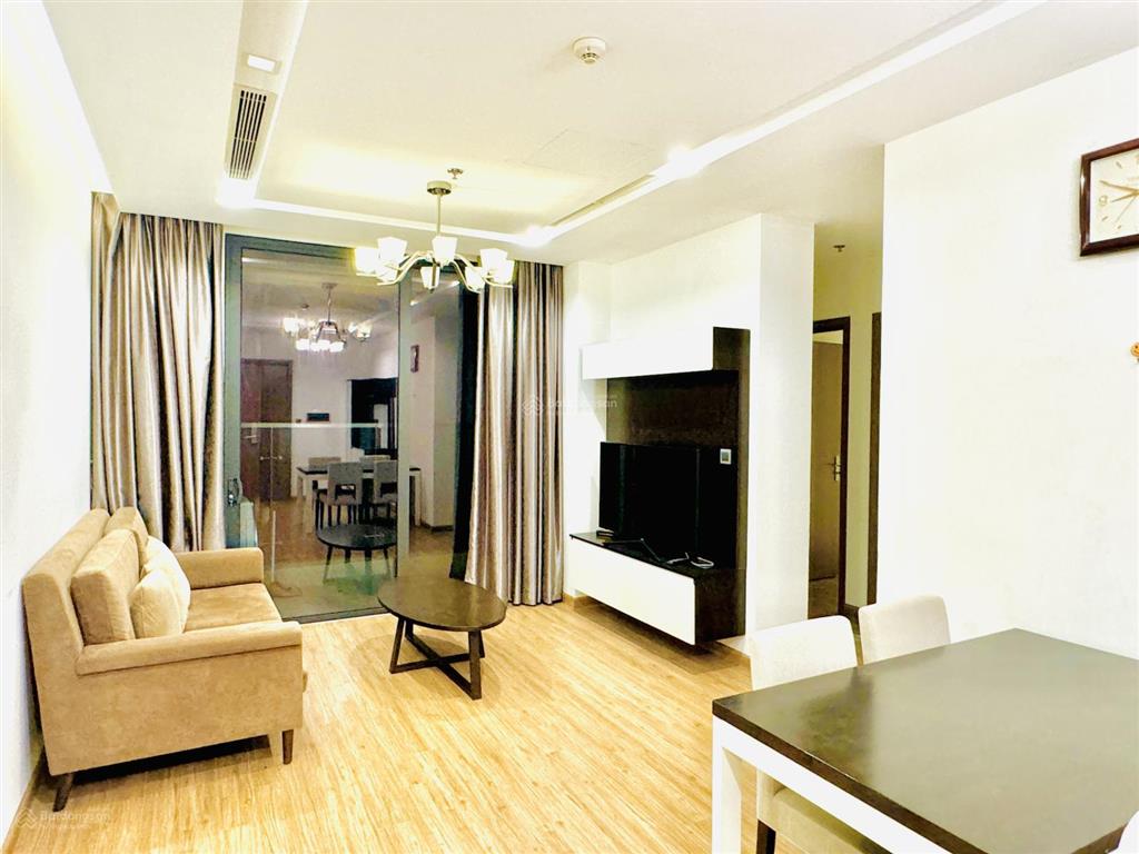 Cho thuê chcc, 2pn, 80m2, vinhomes metropolis, full nội thất mới, view thoáng, giá chỉ 22tr/th