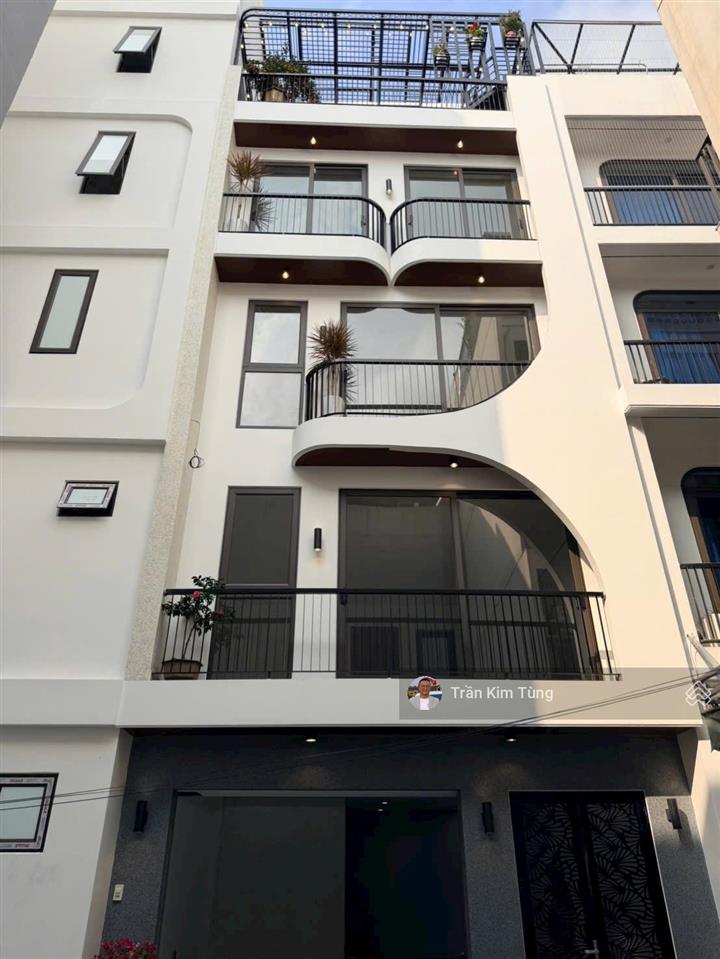 Bán nhà thạch bàn  cổ linh, lô góc 50m2 x 6 tầng thang máy  ngõ thông ô tô vào nhà