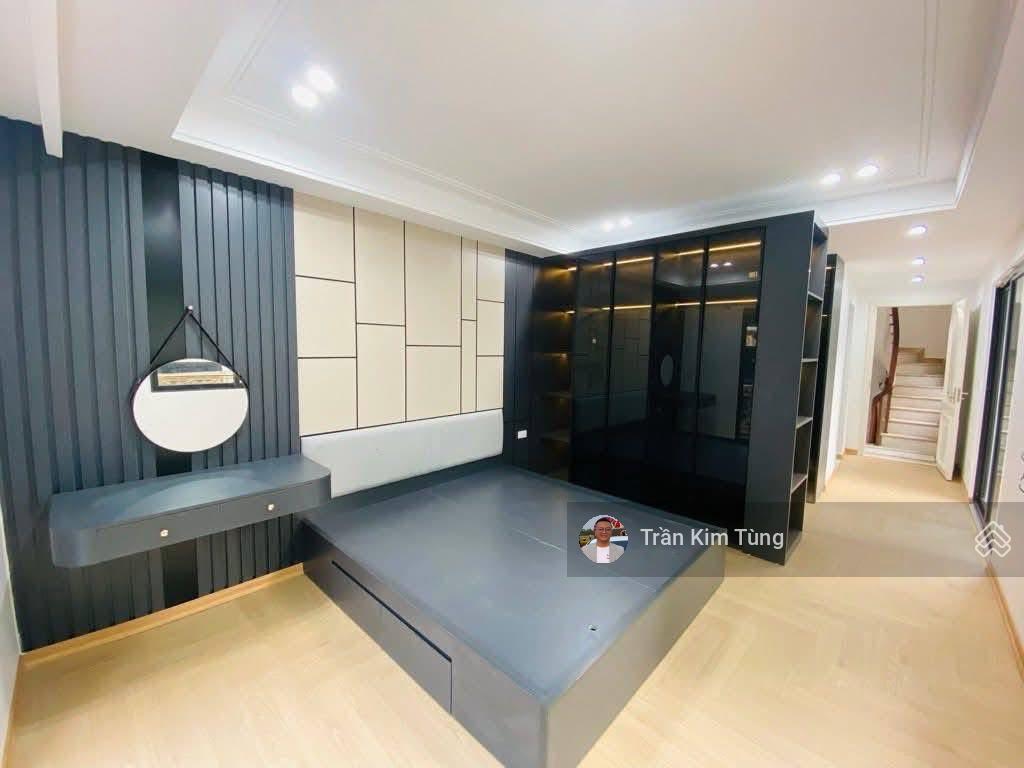 Bán nhà sài đồng thiết kế châu âu 7 tầng thang máy, lô góc, ngõ thông, ở  kinh doanh cực đỉnh