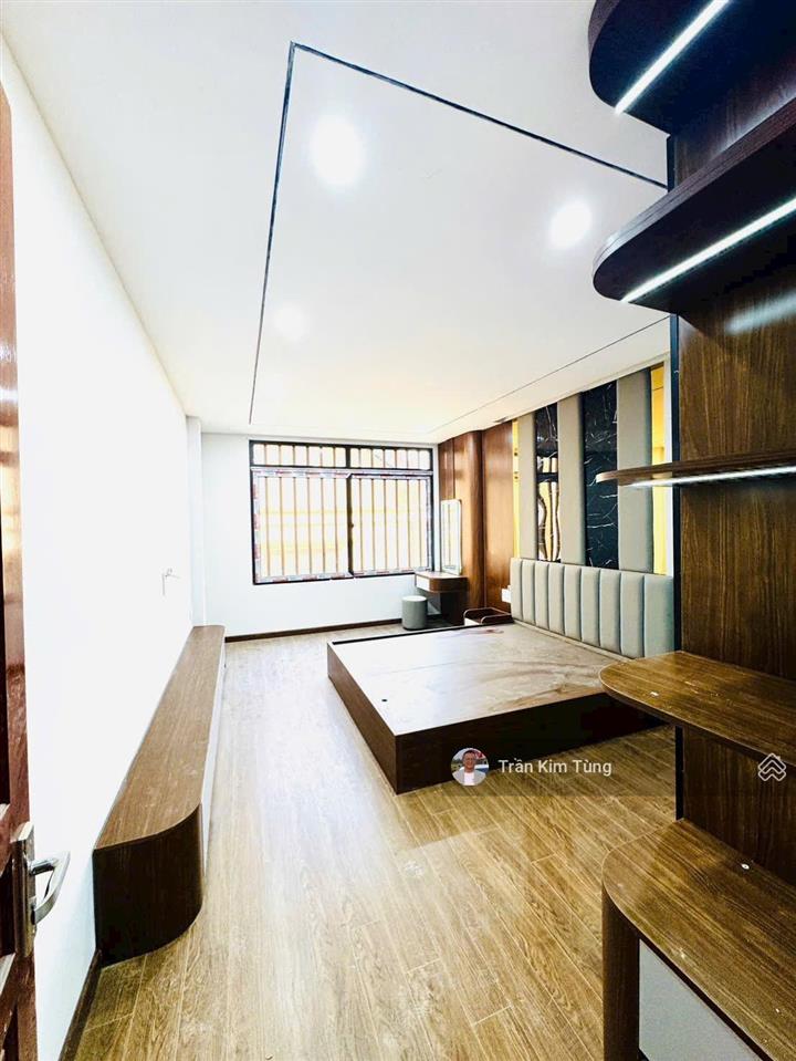 Bán nhà chính chủ 52m2 ngõ 206 cổ linh thông bát khối cạnh cầu vĩnh tuy, thang máy gara oto 7 chỗ