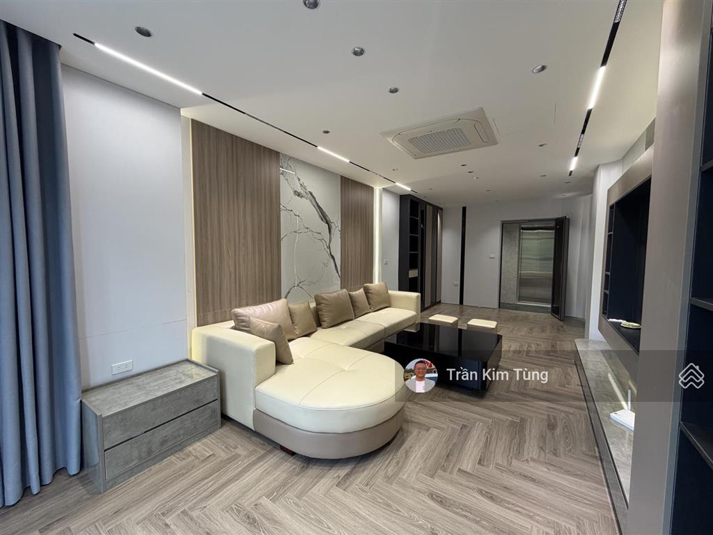 Bán nhà ngõ 57 cổ linh, view vườn hoa, đường ô tô kinh doanh, vỉa hè, 40m2 x 7 tầng thang máy
