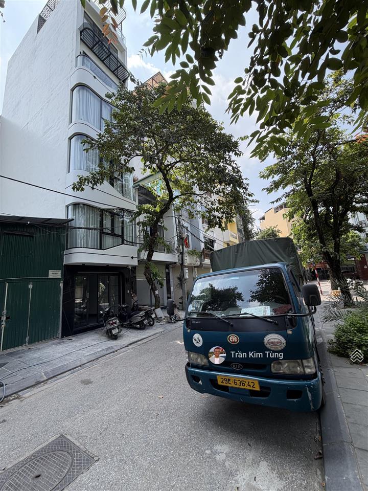 Bán nhà ngõ 57 cổ linh, view vườn hoa, đường ô tô kinh doanh, vỉa hè, 40m2 x 7 tầng thang máy