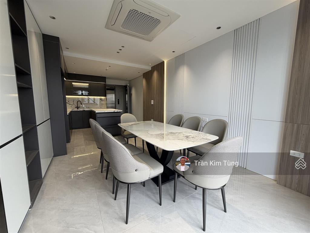 Bán nhà ngõ 57 cổ linh, view vườn hoa, đường ô tô kinh doanh, vỉa hè, 40m2 x 7 tầng thang máy