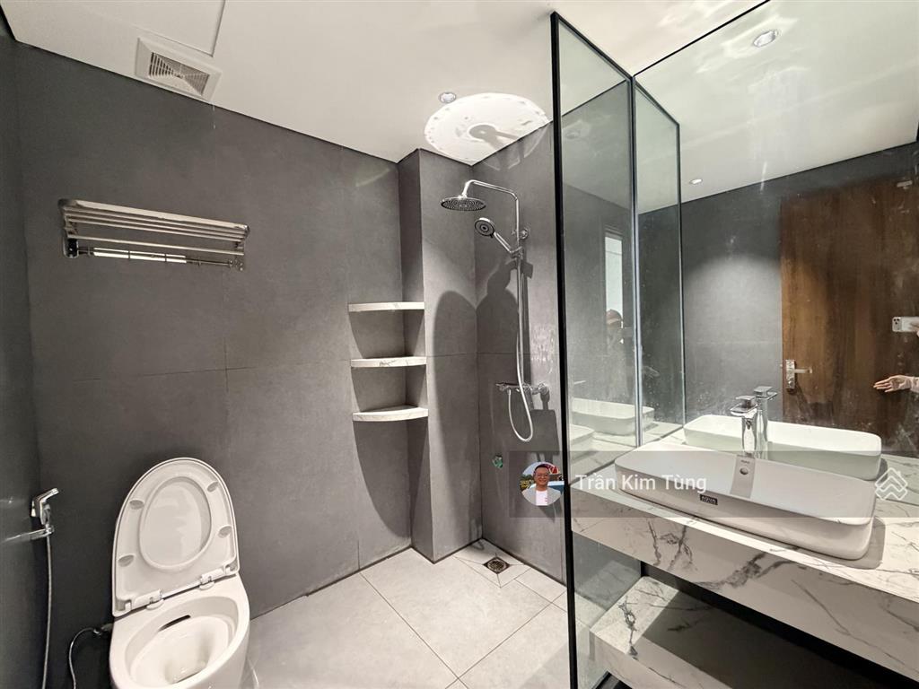 Bán nhà ngõ 57 cổ linh, view vườn hoa, đường ô tô kinh doanh, vỉa hè, 40m2 x 7 tầng thang máy