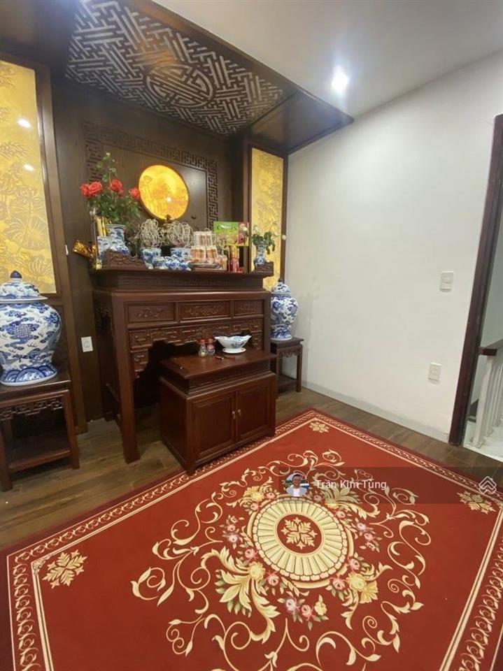 Bán nhà thạch bàn, gần aeon long biên, 30m2 x 5.5 tầng 2 mặt thoáng, ngay sát trường, sát chợ