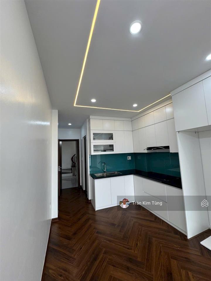Bán nhà đằng sau aeon long biên, đường ô tô tránh kinh doanh, khu dân cư đông đúc