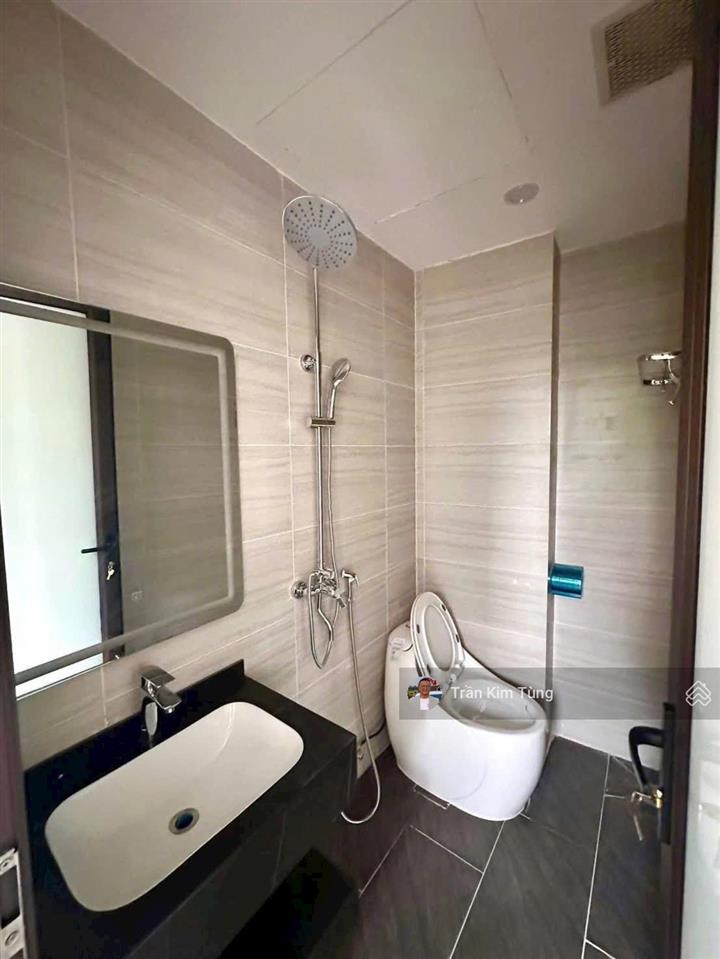 Bán nhà 40m2 mặt ngõ đàm quang trung chân cầu vĩnh tuy ô tô ra vào