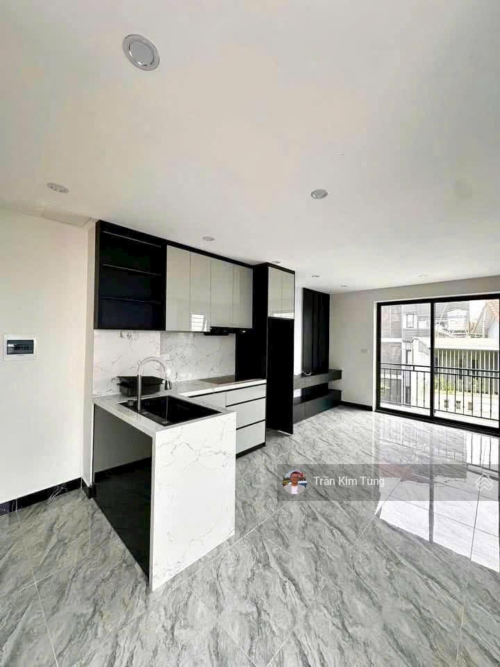 Bán nhà 40m2 mặt ngõ đàm quang trung chân cầu vĩnh tuy ô tô ra vào