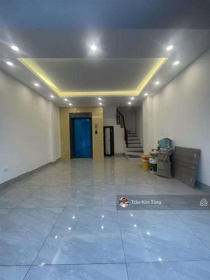 Bán nhà mặt phố cổ linh  long biên ~ 40m2 x 7 tầng thang máy kinh doanh đỉnh